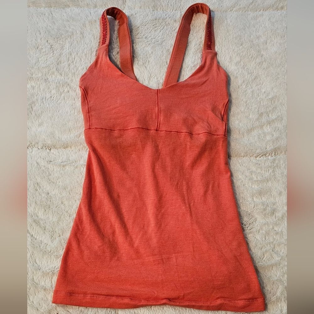 Lole Athletic Tank Top Women’s Orange Racerback 4-Way Stretch Moist. Size M